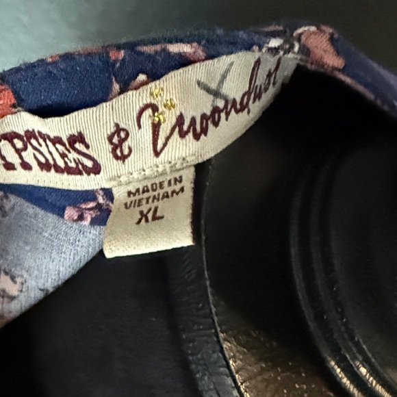 Gypsies & Moondust Bohemian Floral Blouse - Navy and Rust - Picture 3 of 7